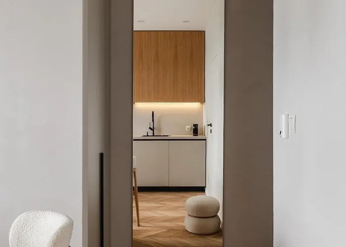 View 21 Floor The Waw Wars